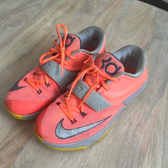 NIKE KD Basketball Shoes / Sneakers - Picture 1 of 6